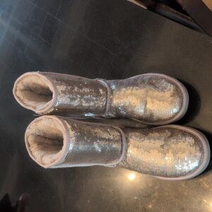 ❤️UGG SEQUIN BOOTS ❤️